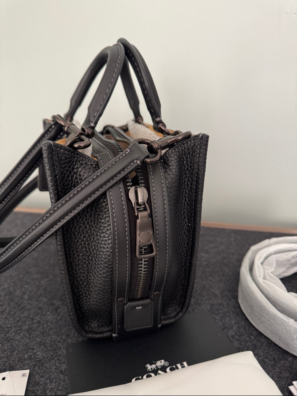 Coach Rogue 20 in Black - Picture 7 of 11